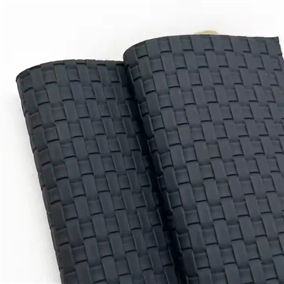 Sem er betra, gólf leður eða PVC gólf